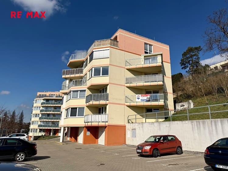 Prodej bytu 2+kk 64 m²