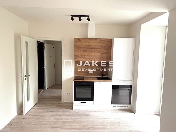 Pronájem bytu 2+kk 56 m²