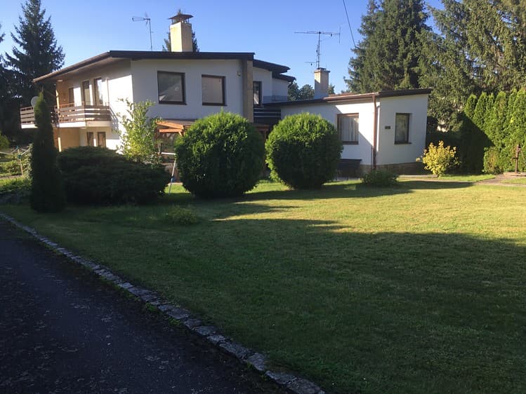 Prodej vily 206 m², pozemek 1 487 m²