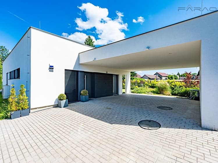 Prodej rodinného domu 132 m², pozemek 1 027 m²