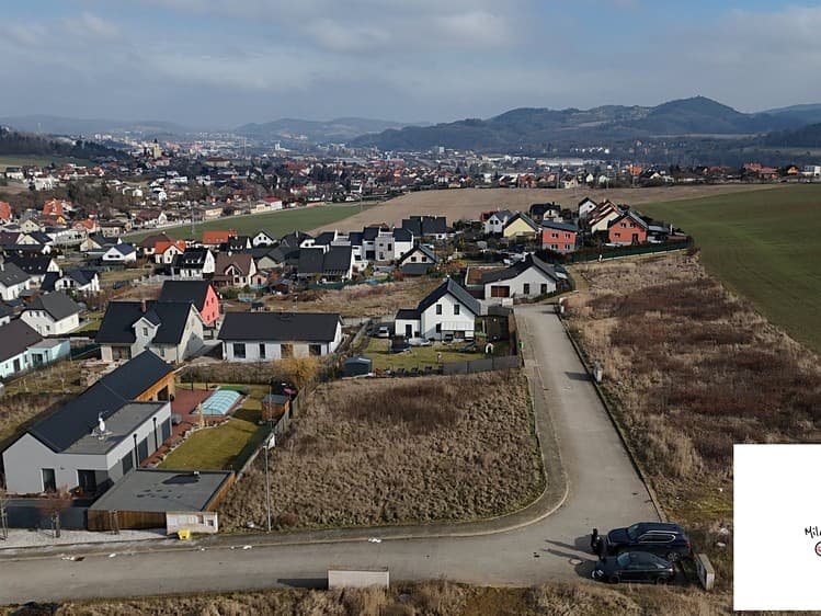 Prodej stavebního pozemku 1 000 m²
