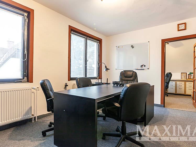 Prodej obchodního prostoru 300 m²