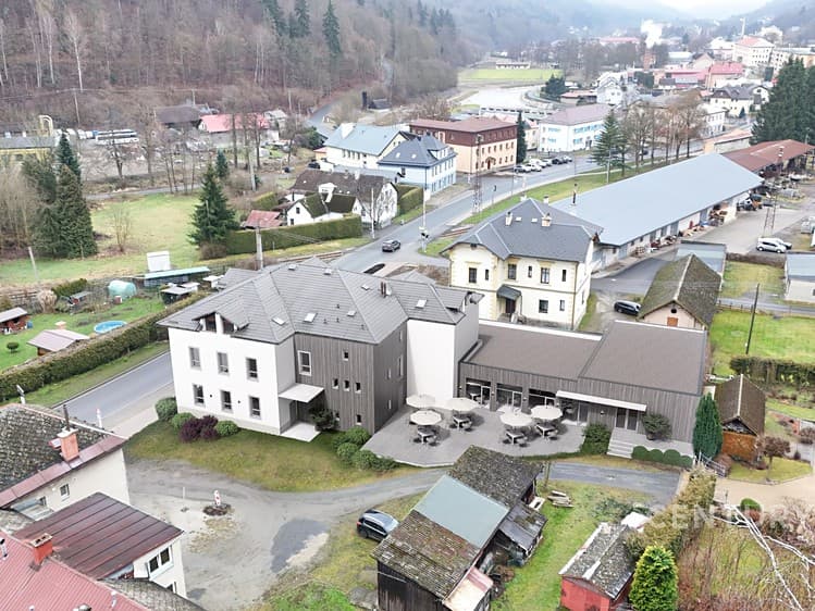 Prodej činžovního domu 1 380 m²