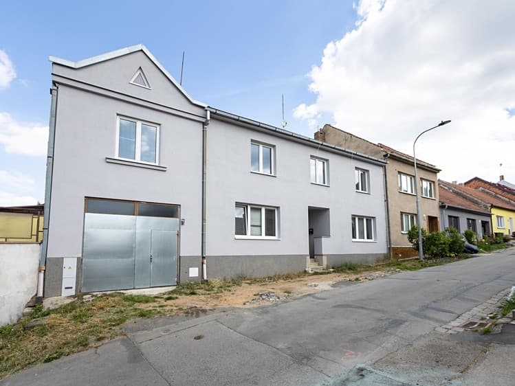 Prodej činžovního domu 256 m²
