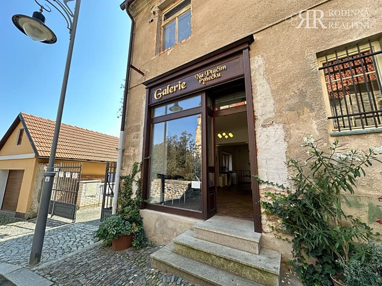Pronájem obchodního prostoru 80 m²