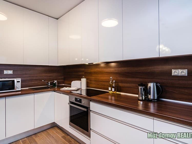 Pronájem bytu 2+kk 52 m² (Jednopodlažní)