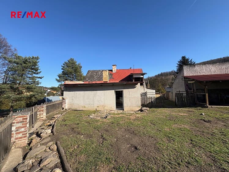 Prodej stavebního pozemku 358 m²