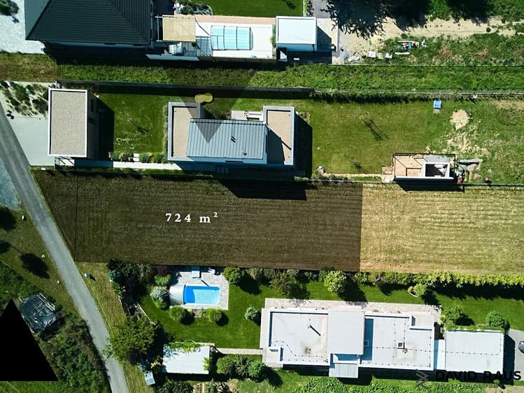 Prodej stavebního pozemku 724 m²
