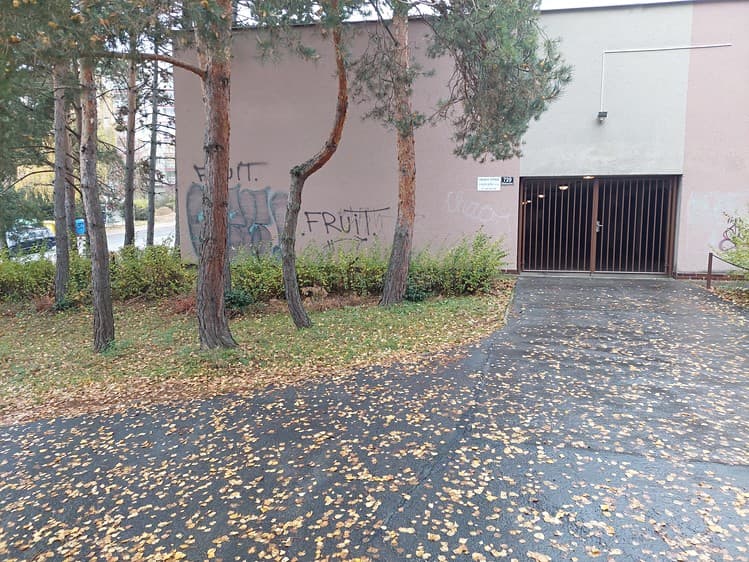Pronájem garáže 20 m²