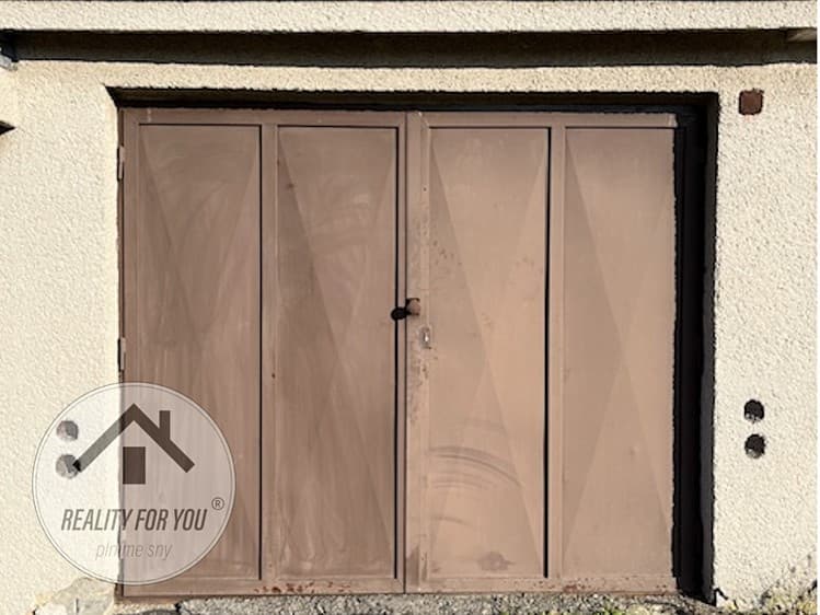 Pronájem garáže 21 m²