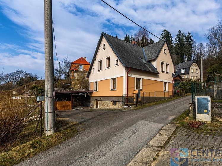 Prodej rodinného domu 131 m², pozemek 910 m²