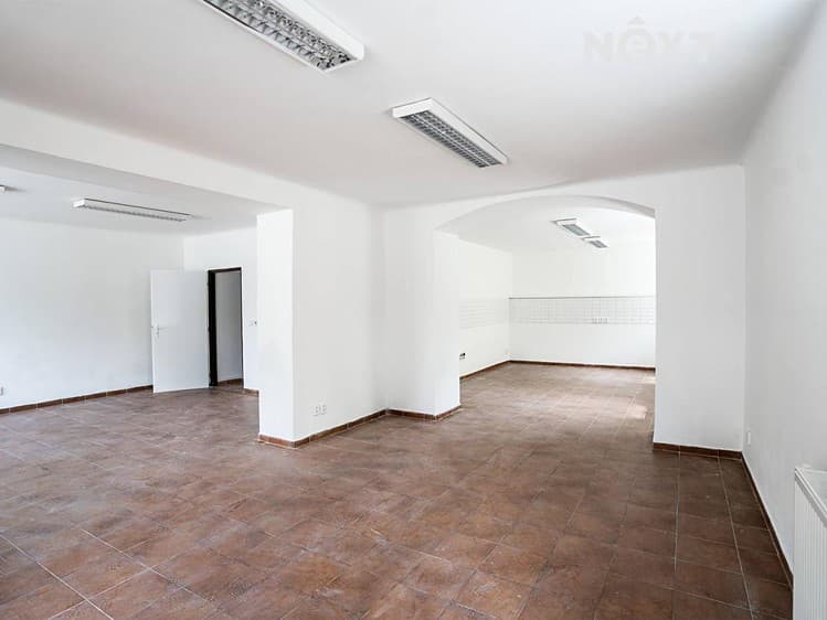 Prodej obchodního prostoru 98 m²