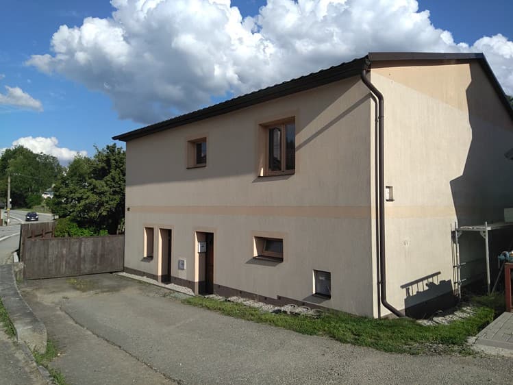 Prodej rodinného domu 161 m², pozemek 1 086 m²