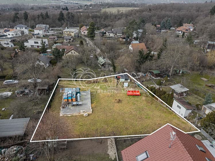 Prodej stavebního pozemku 77 m²