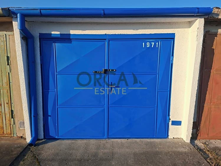 Prodej garáže 18 m²