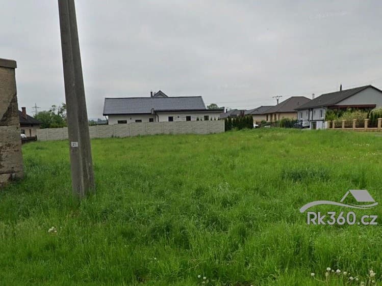 Prodej stavebního pozemku 1 532 m²