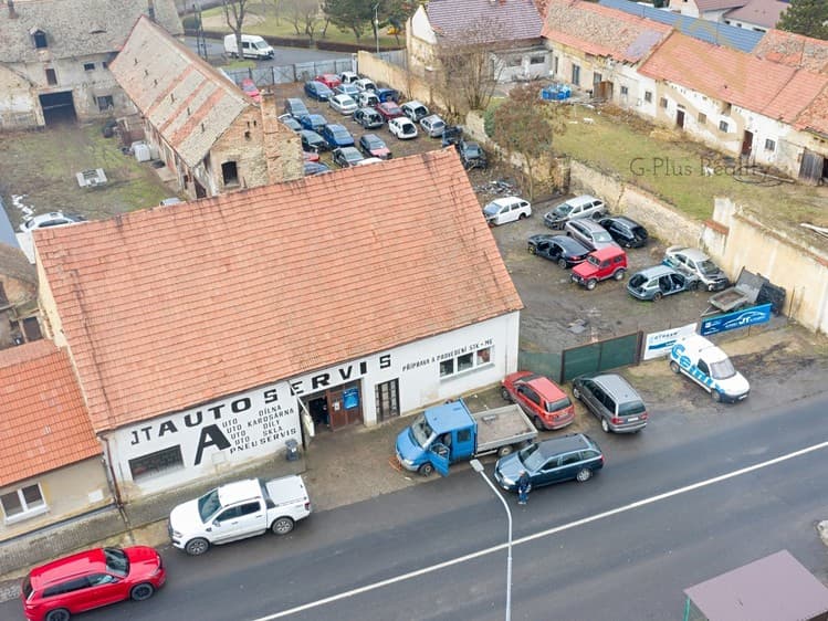 Prodej obchodního prostoru 1 326 m²