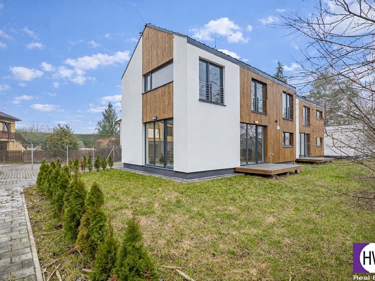 Pronájem rodinného domu 110 m², pozemek 80 m²