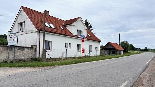 Pronájem vícegeneračního domu 191 m², pozemek 843 m²