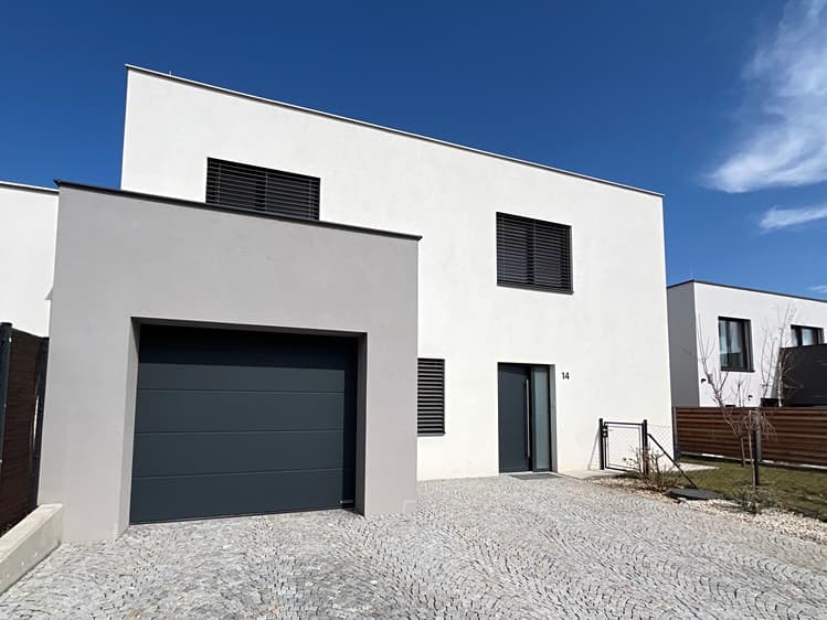 Pronájem rodinného domu 130 m², pozemek 391 m²