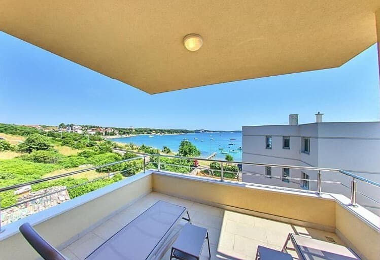 Pronájem bytu 4+kk 165 m²