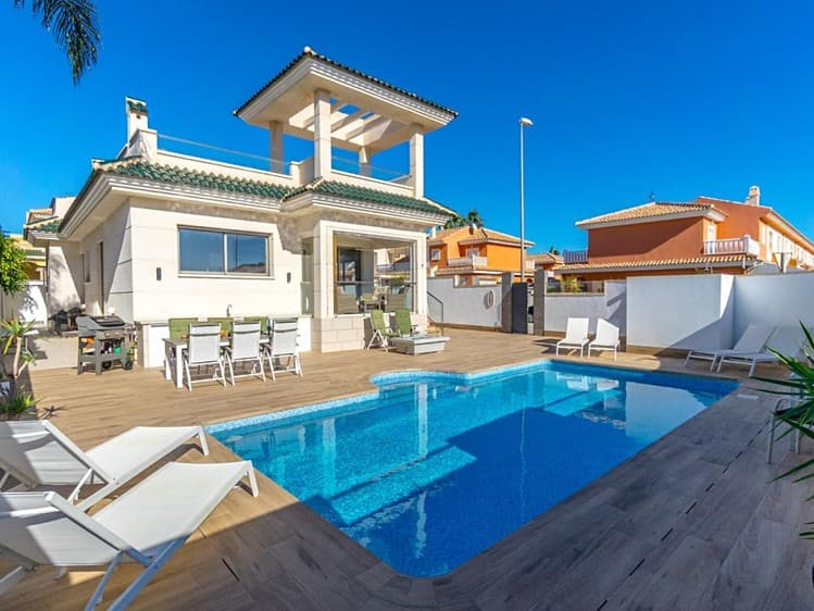 Prodej vily 104 m², pozemek 420 m²