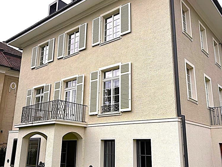 Prodej rodinného domu 435 m², pozemek 1 000 m²