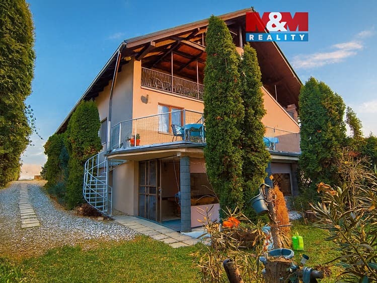 Prodej ubytovacího zařízení 675 m²