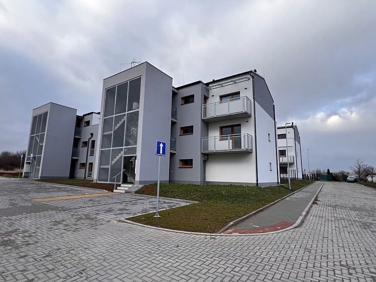 Pronájem bytu 1+kk 37 m²