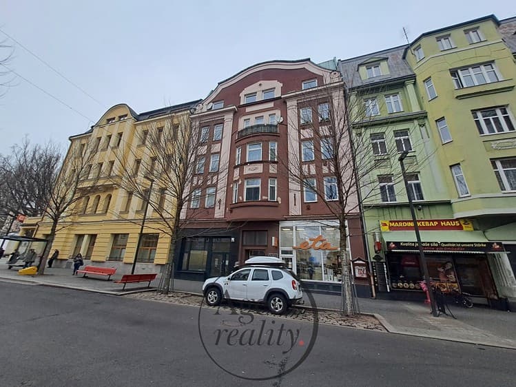 Pronájem bytu 2+kk 62 m²