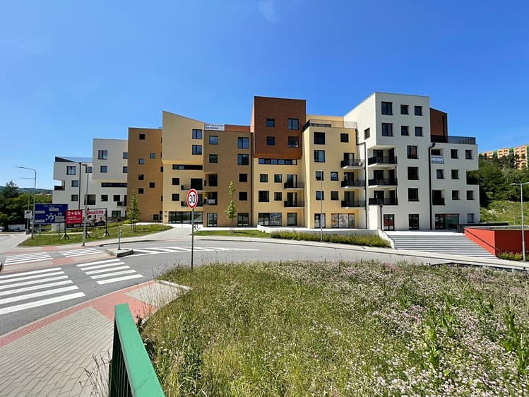 Pronájem bytu 2+kk 56 m² (Jednopodlažní)