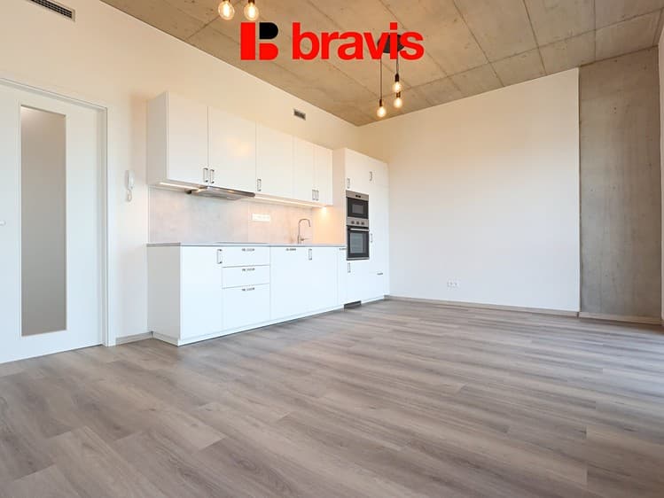 Pronájem bytu 1+kk 35 m²