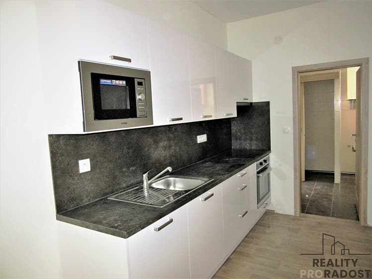 Pronájem bytu 2+kk 60 m²