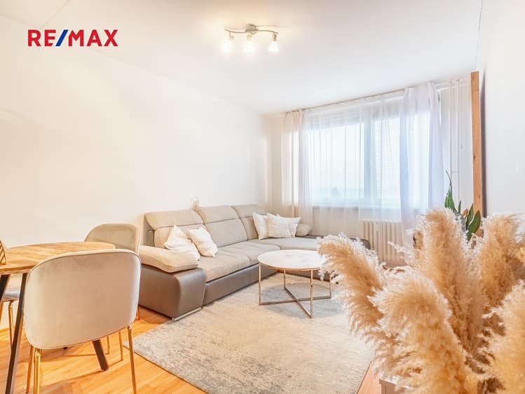 Pronájem bytu 2+kk 43 m²