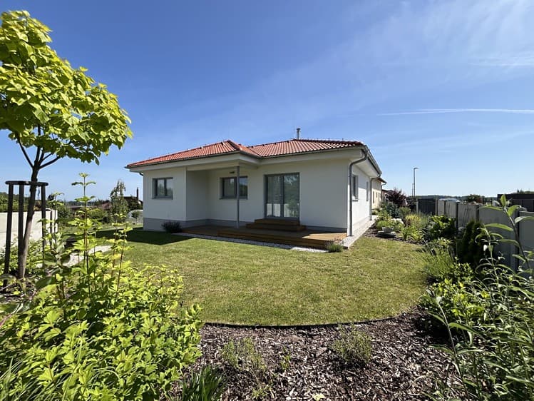 Prodej rodinného domu 101 m², pozemek 848 m²