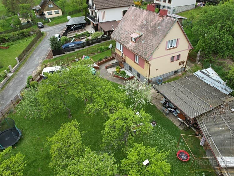 Prodej rodinného domu 200 m², pozemek 820 m²
