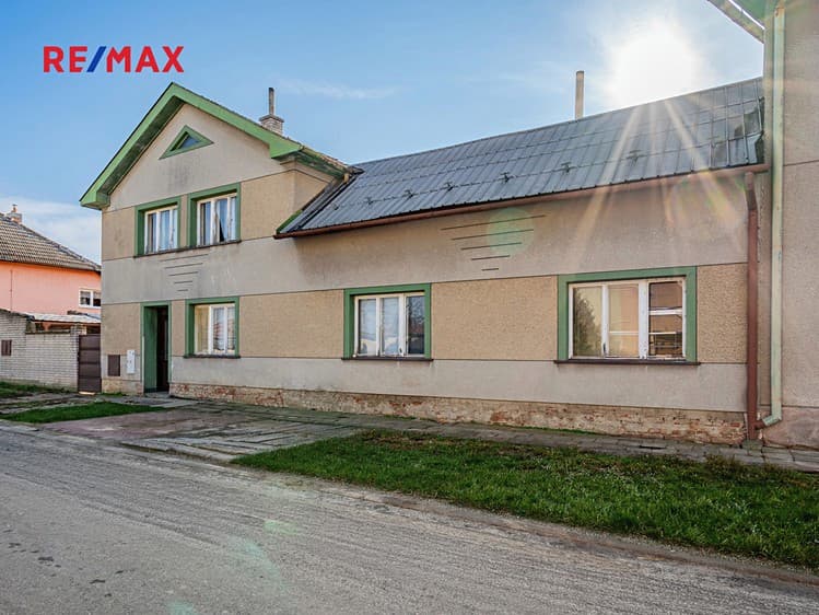 Prodej rodinného domu 90 m², pozemek 119 m²