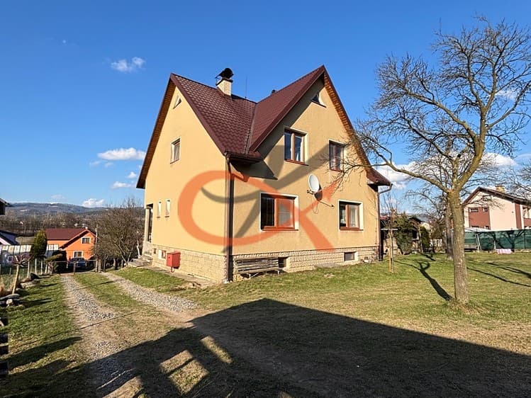 Prodej rodinného domu 170 m², pozemek 1 184 m²