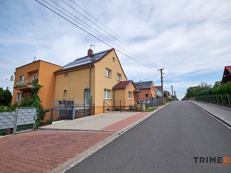 Prodej rodinného domu 125 m², pozemek 898 m²