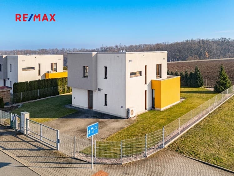 Prodej rodinného domu 148 m², pozemek 803 m²