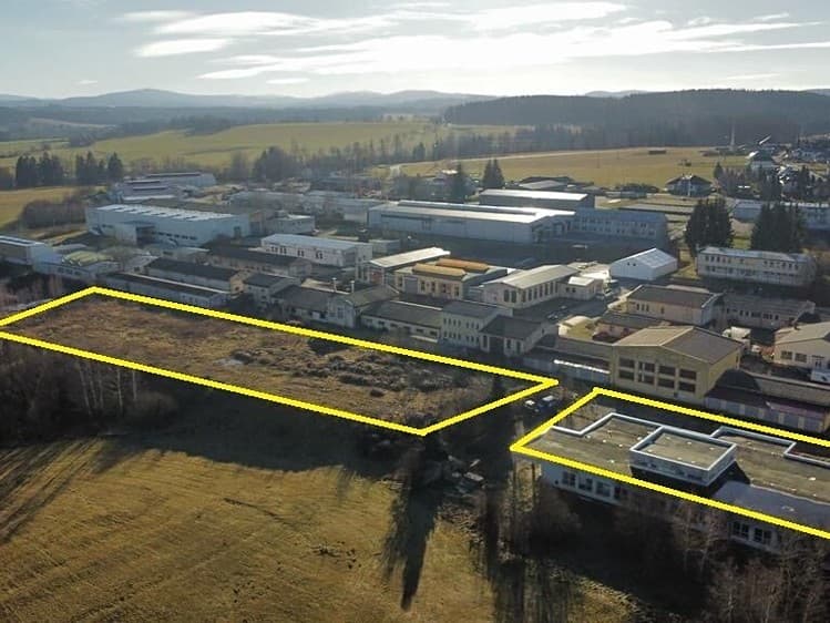 Prodej komerčního pozemku 9 475 m²