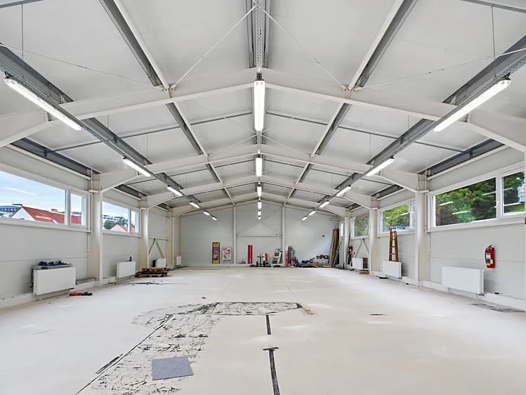 Prodej obchodního prostoru 290 m²