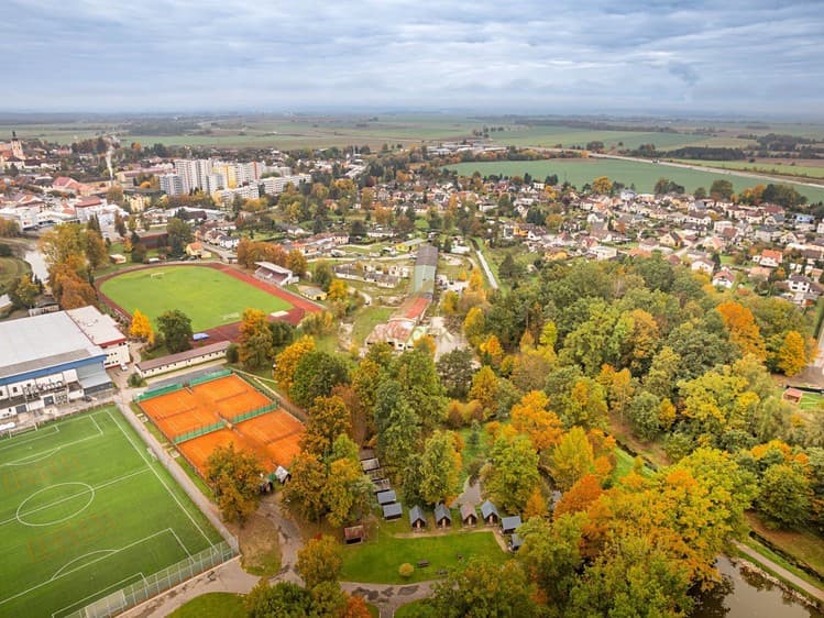 Prodej komerční nemovitosti 2 750 m²
