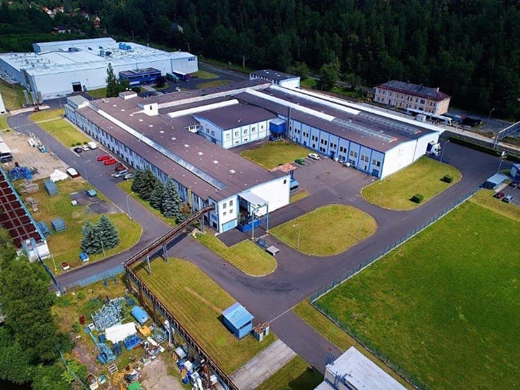 Prodej výrobní haly, prostoru 15 268 m²