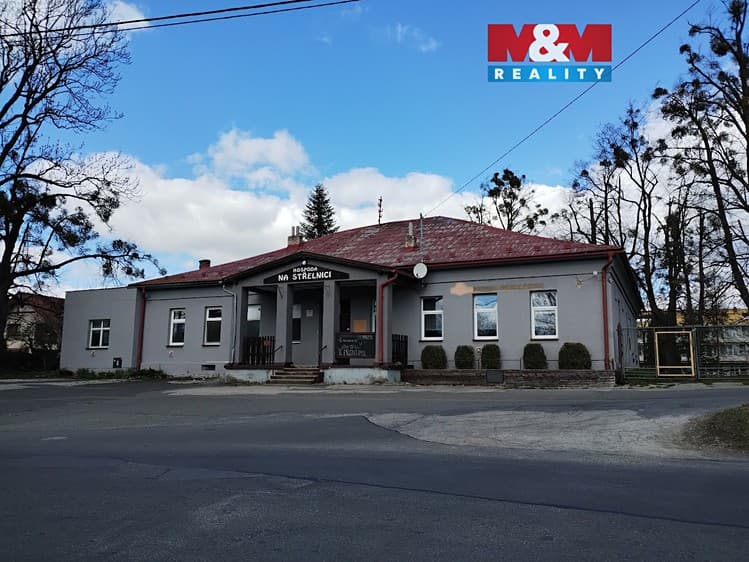 Prodej obchodního prostoru 450 m²