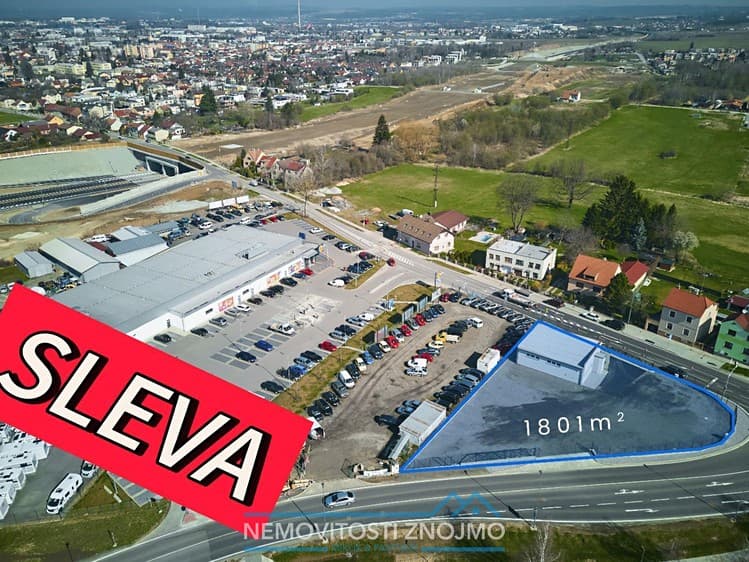 Prodej výrobní haly, prostoru 1 801 m²