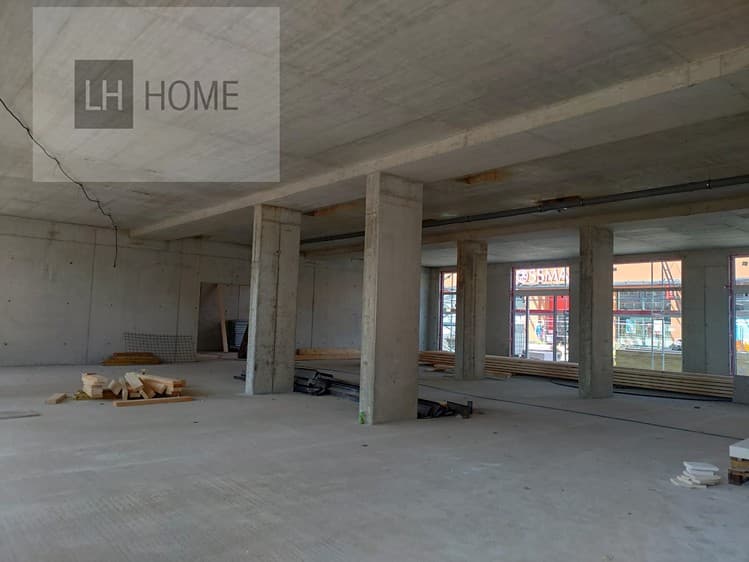 Pronájem obchodního prostoru 200 m²