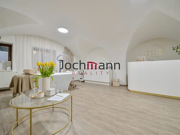 Pronájem obchodního prostoru 35 m²