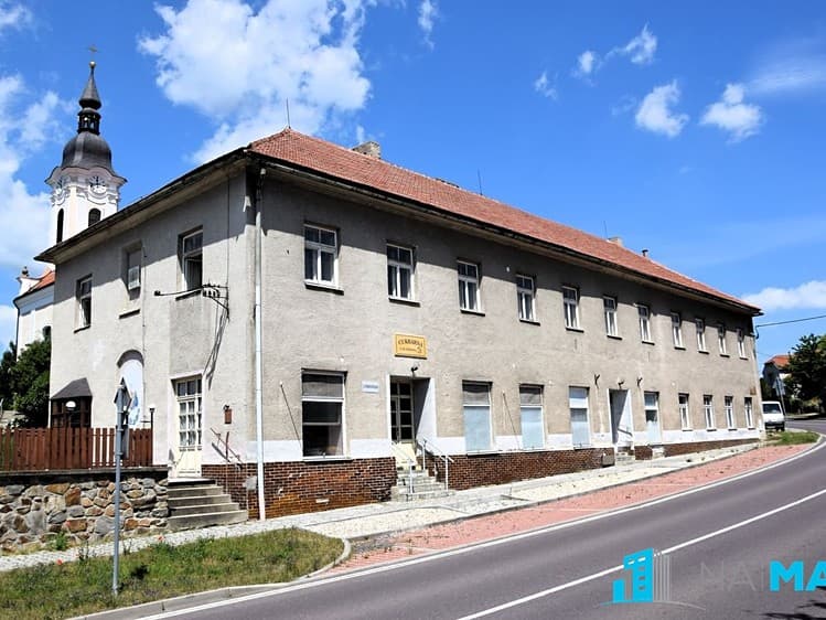 Prodej vícegeneračního domu 796 m², pozemek 700 m²