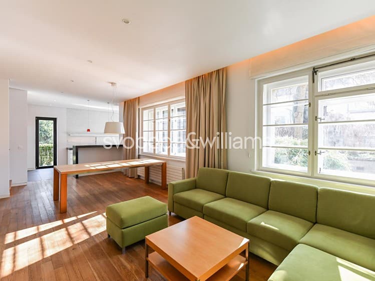 Pronájem rodinného domu 179 m², pozemek 294 m²